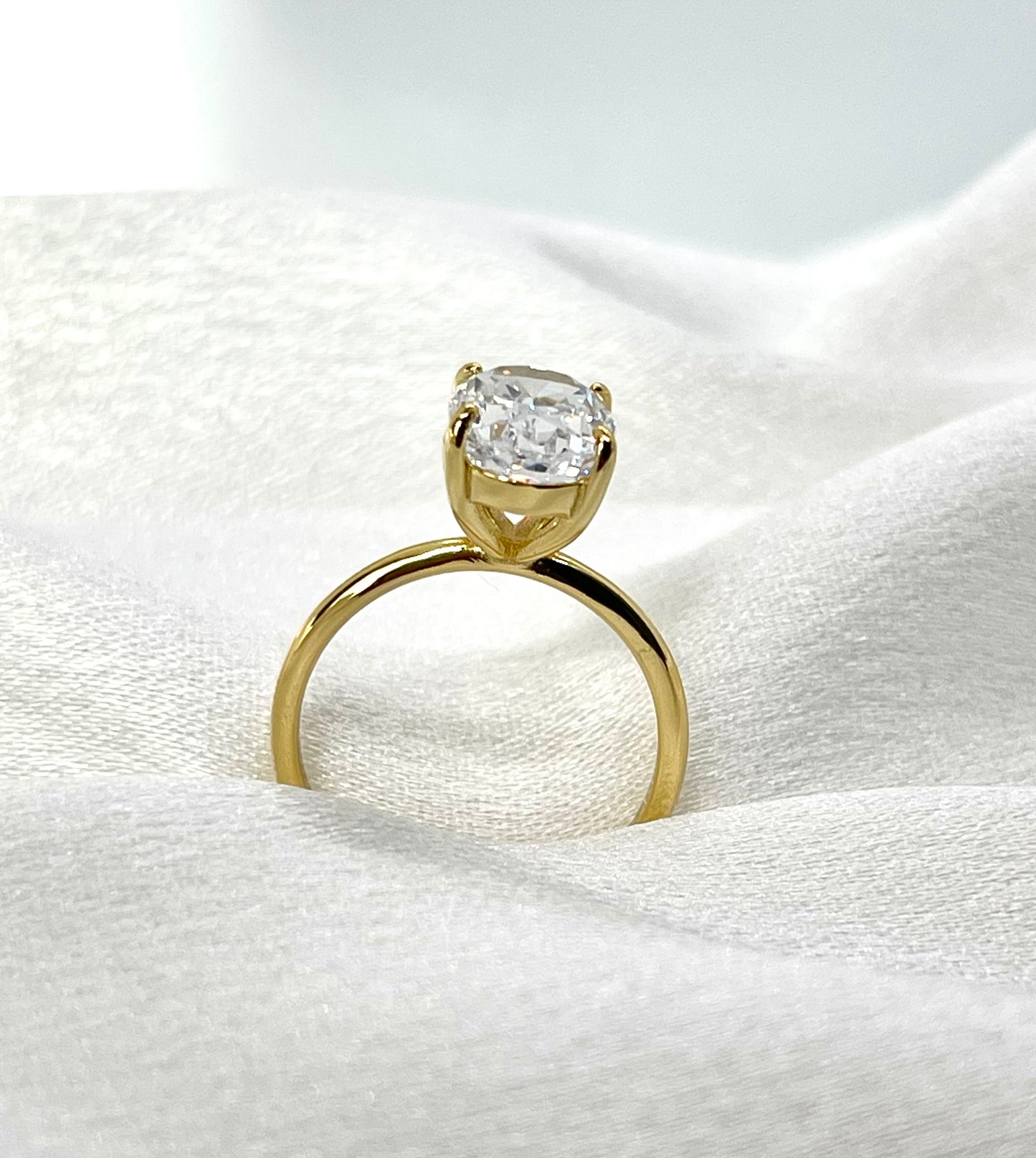 Bague Élégance Ovale – Argent 925 Plaqué Or 18K