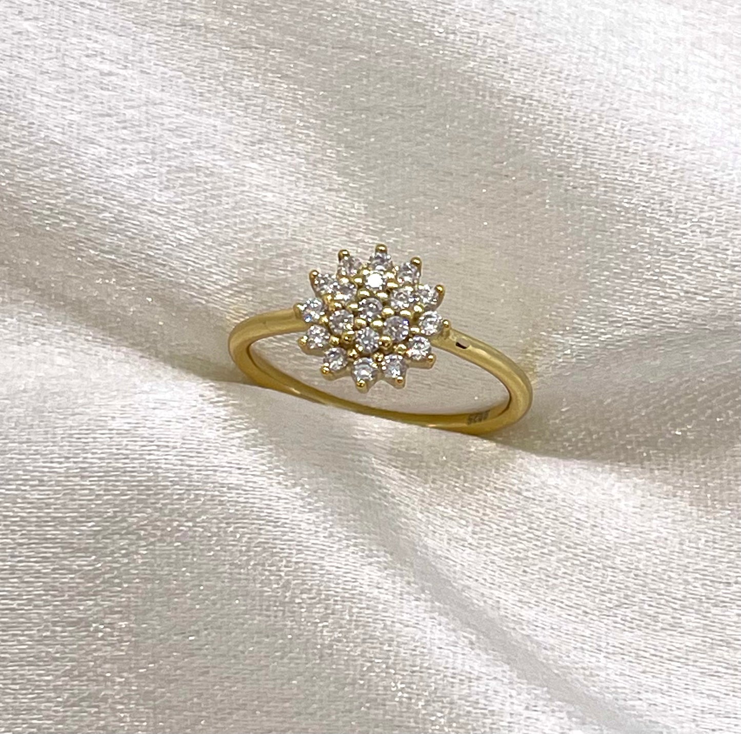 Bague Fleur d’Éclat – Argent 925 Plaqué Or 18K