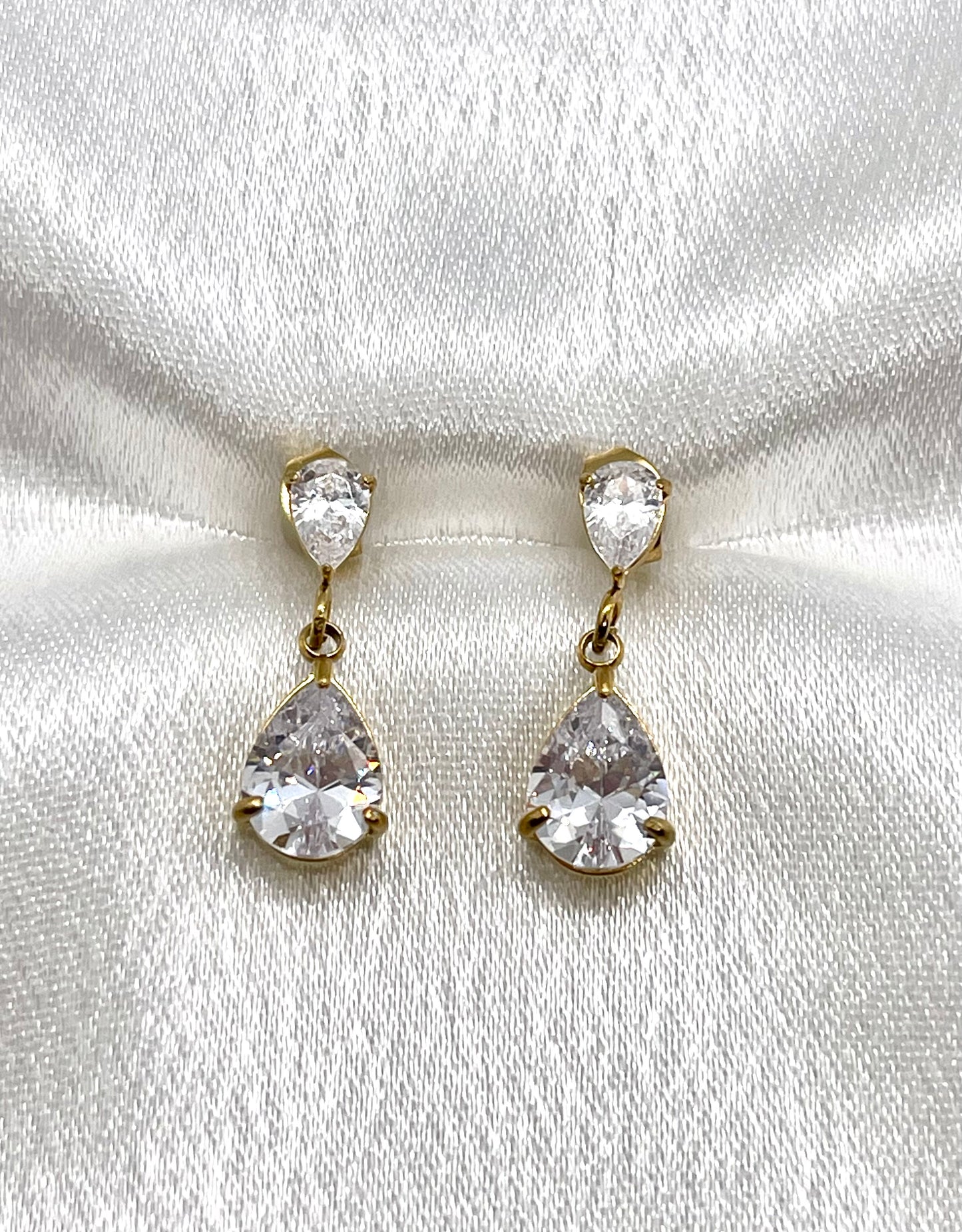 Boucles d’Oreilles Goutte d’Éclat en Plaqué Or 18k