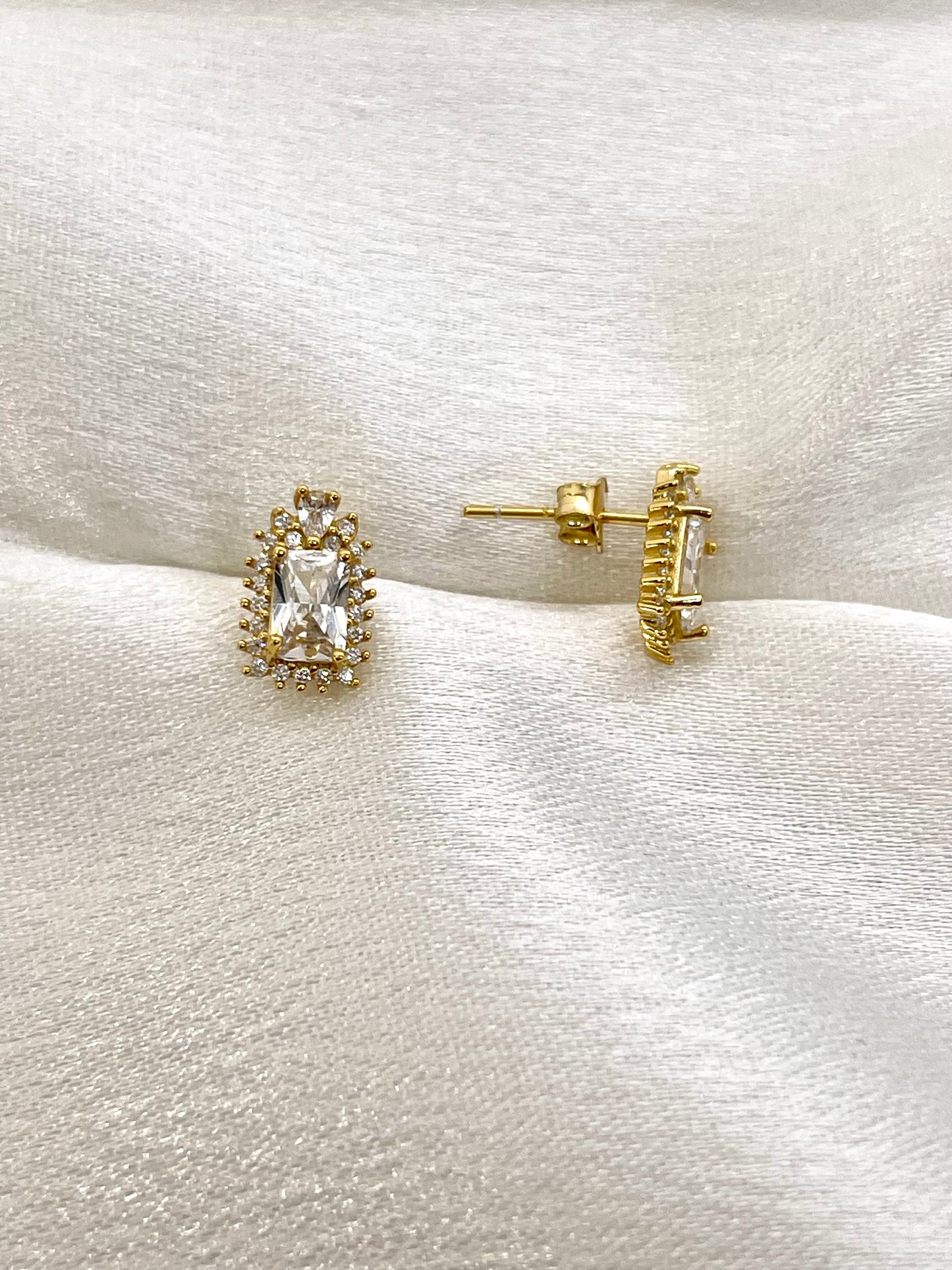 Boucles d’Oreilles Élégance Rectangulaire – Argent 925 Plaqué Or 18K